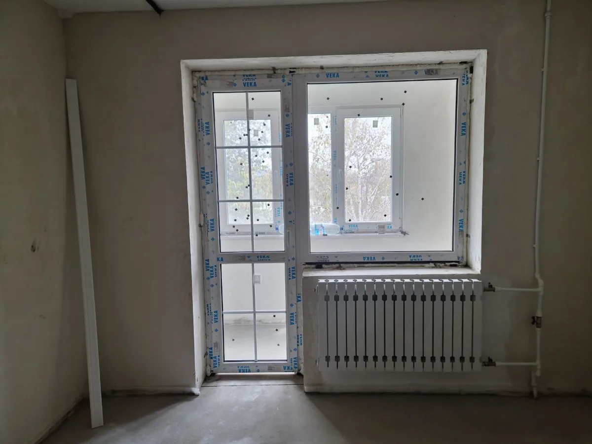 VEKA PVC balcony block for an apartment — Grafitex project