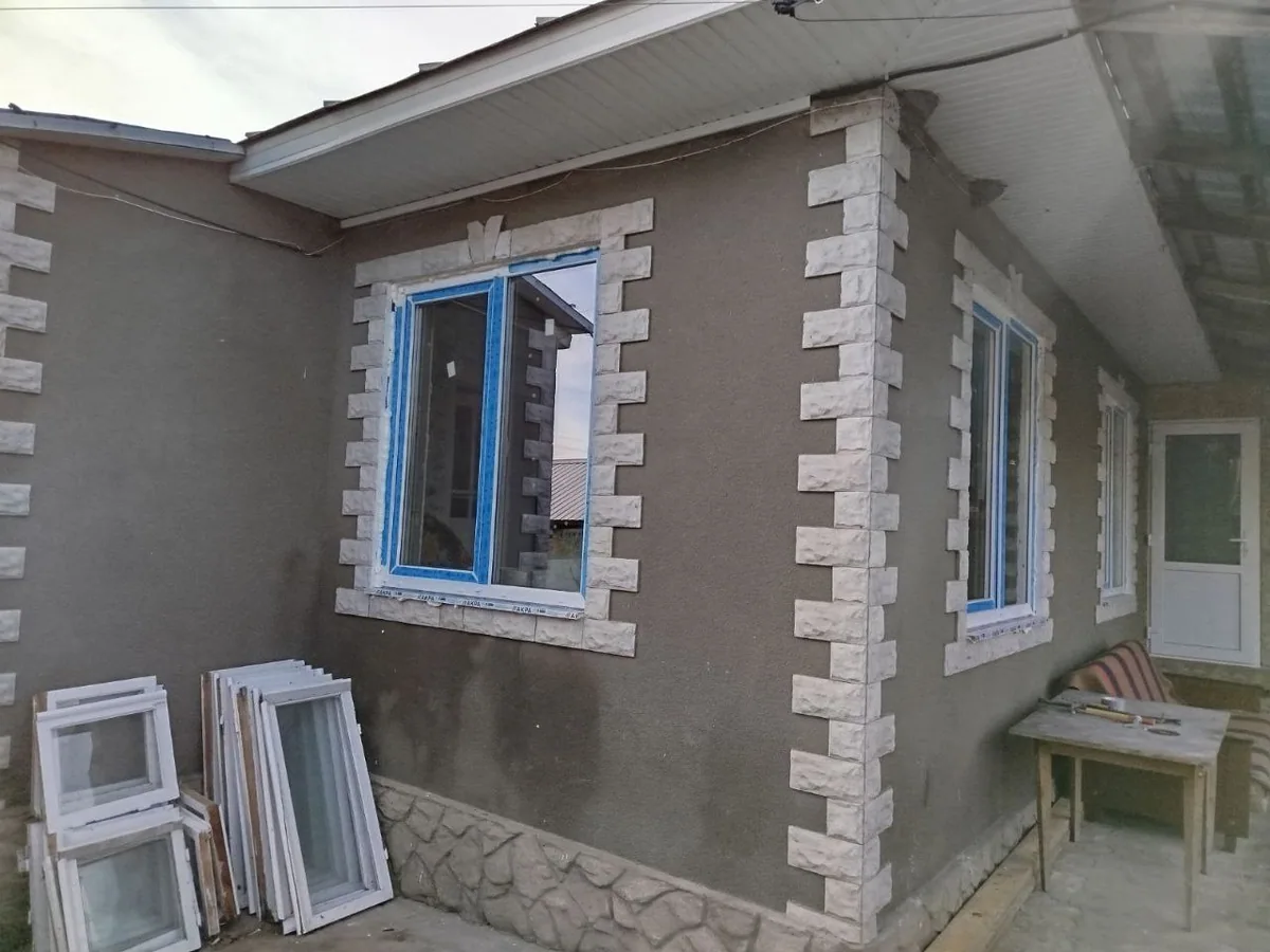 Fereastră termopan PVC — producție și montaj Grafitex